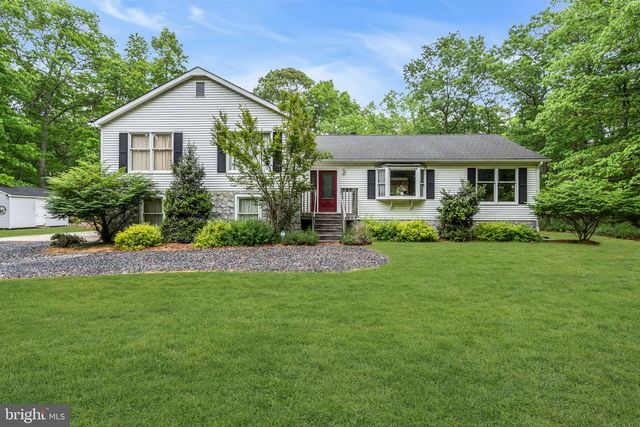 545 E JIMMIE LEEDS RD, Galloway, NJ 08205