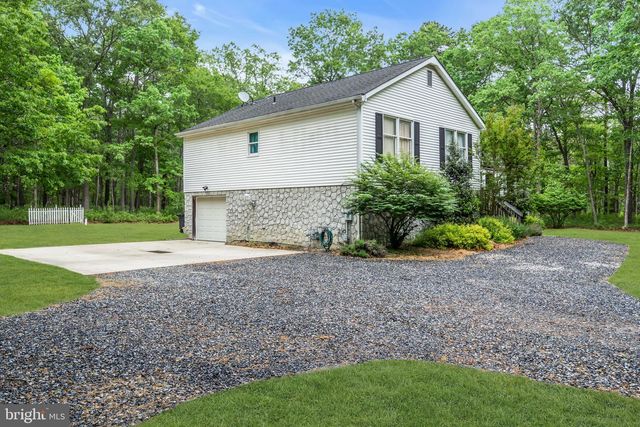 545 E JIMMIE LEEDS RD, Galloway, NJ 08205