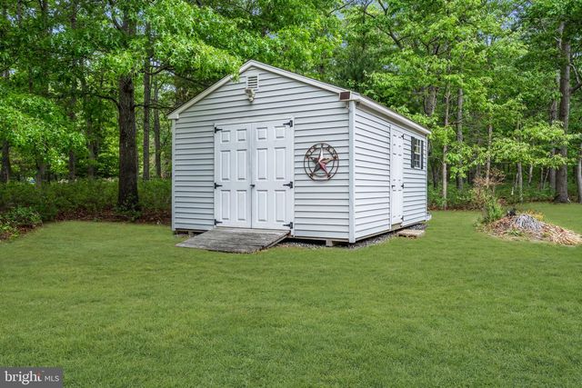 545 E JIMMIE LEEDS RD, Galloway, NJ 08205