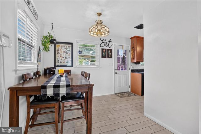 605 W PALMER ST, Morrisville, PA 19067