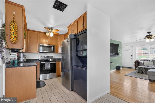 605 W PALMER ST, Morrisville, PA 19067
