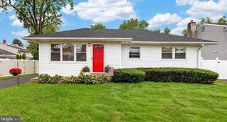 605 W PALMER ST, Morrisville, PA 19067