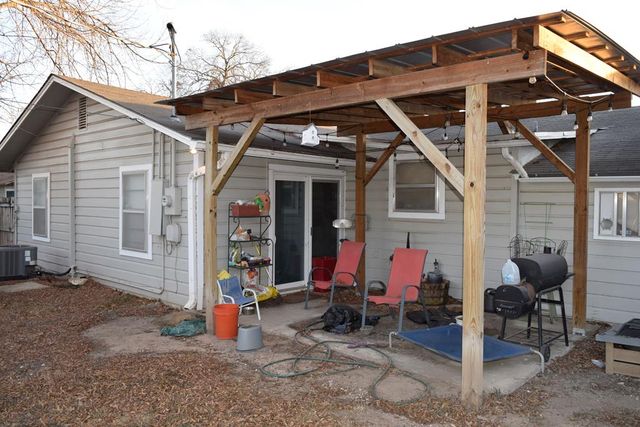 420 N Bluebonnet Dr, Kerrville, TX 78028