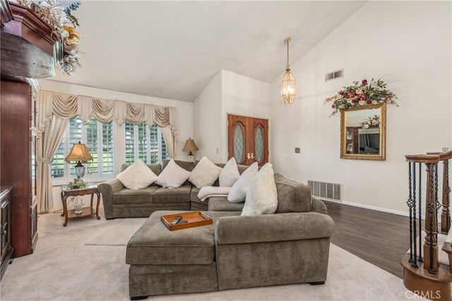 2252 Verbena, Upland, CA 91784