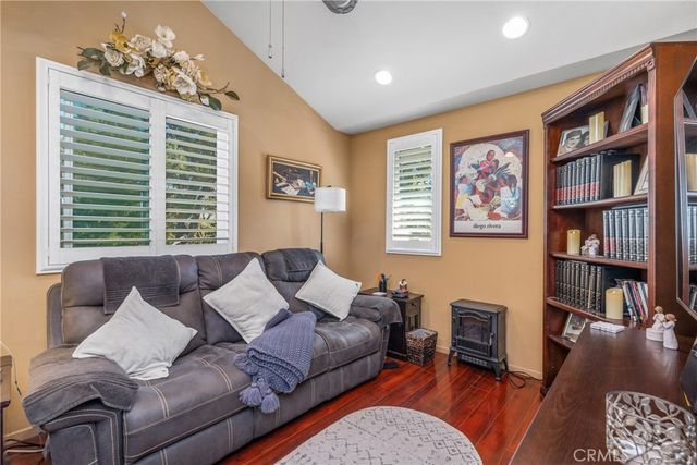 2252 Verbena, Upland, CA 91784