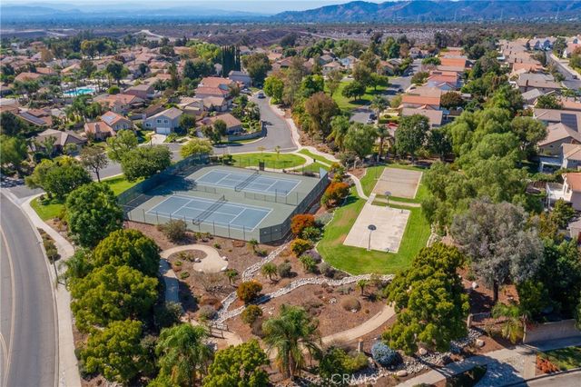 2252 Verbena, Upland, CA 91784