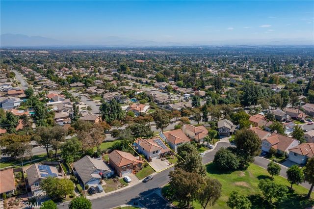 2252 Verbena, Upland, CA 91784