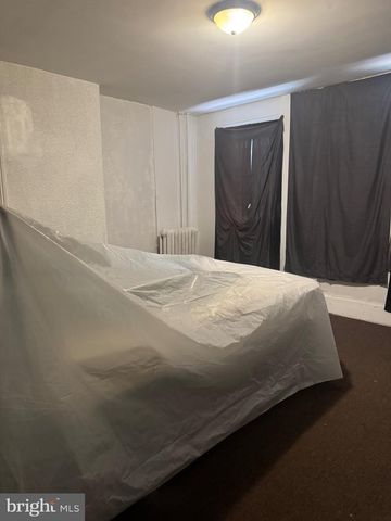 37 W SEYMOUR ST, Philadelphia, PA 19144