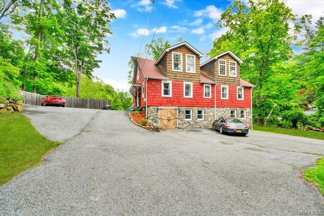 161 Goldens Bridge Road, Katonah, NY 10536