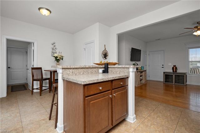 462 Cooper Garrett RD, Moyock, NC 27958