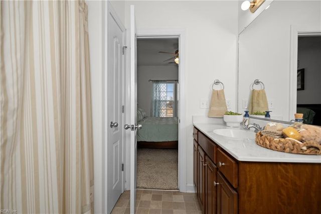 462 Cooper Garrett RD, Moyock, NC 27958