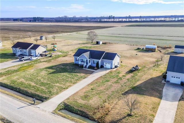 462 Cooper Garrett RD, Moyock, NC 27958