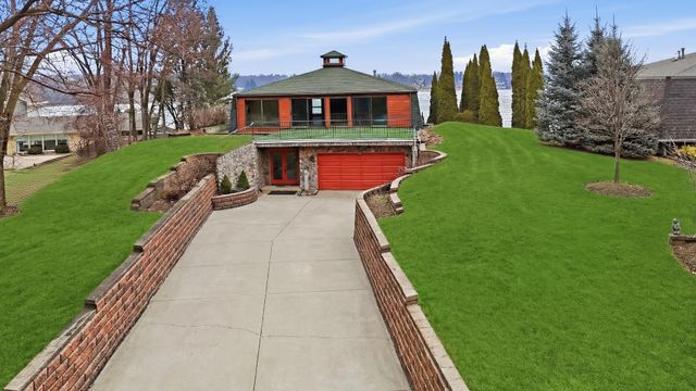 25402 W Dering Lane, Lake Villa, IL 60046