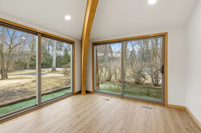 25402 W Dering Lane, Lake Villa, IL 60046