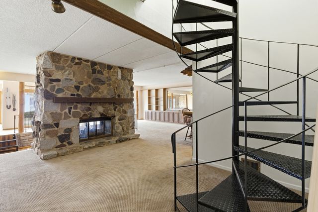 25402 W Dering Lane, Lake Villa, IL 60046