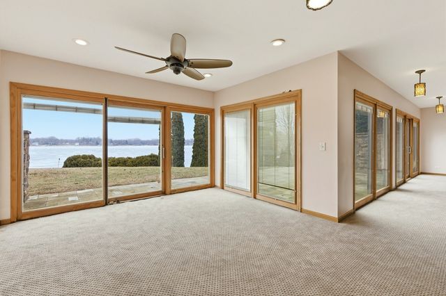 25402 W Dering Lane, Lake Villa, IL 60046