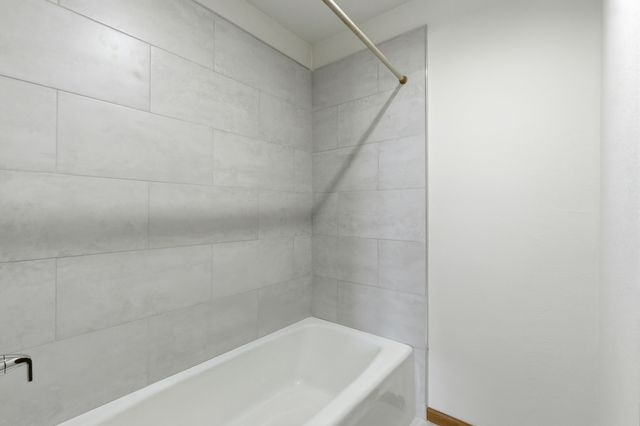 25402 W Dering Lane, Lake Villa, IL 60046