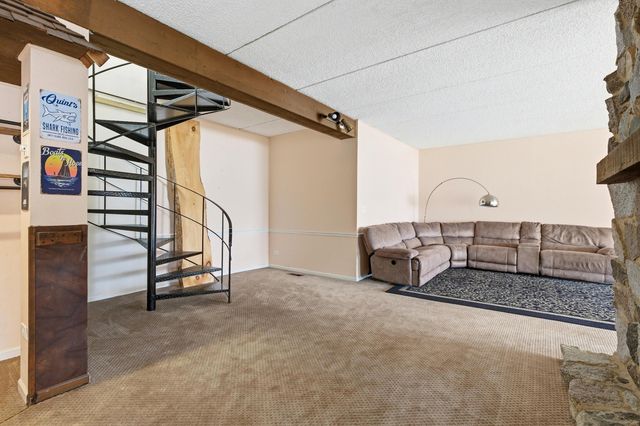 25402 W Dering Lane, Lake Villa, IL 60046