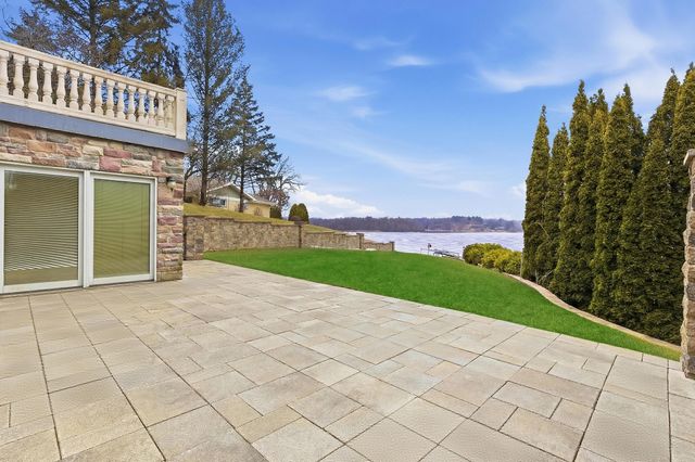 25402 W Dering Lane, Lake Villa, IL 60046