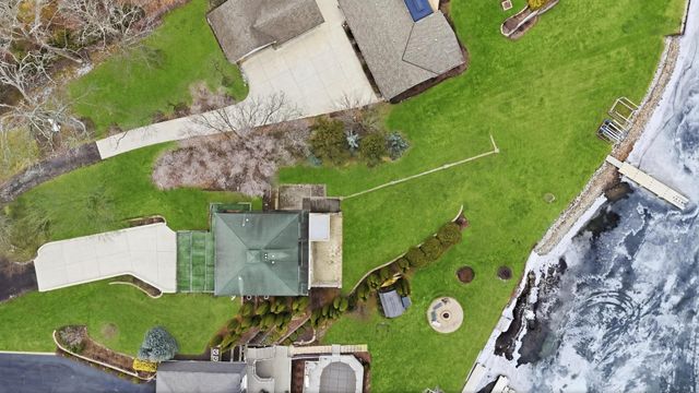 25402 W Dering Lane, Lake Villa, IL 60046