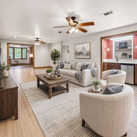 1514 Country Club Drive, Crosby, TX 77532