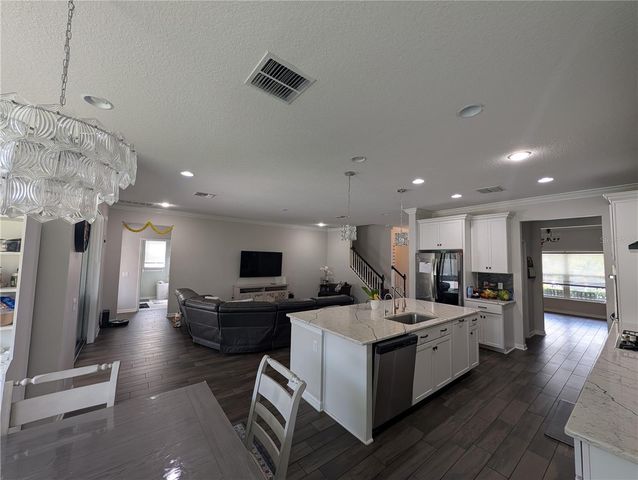 19410 ROSEMOOR AVENUE, Lutz, FL 33558
