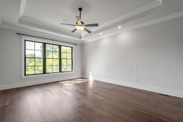 231 The Oaks Boulevard, Versailles, KY 40383