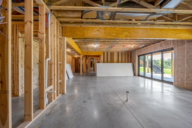 231 The Oaks Boulevard, Versailles, KY 40383