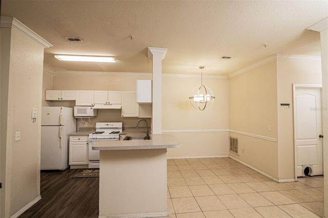 3391 S KIRKMAN ROAD 1216, Orlando, FL 32811