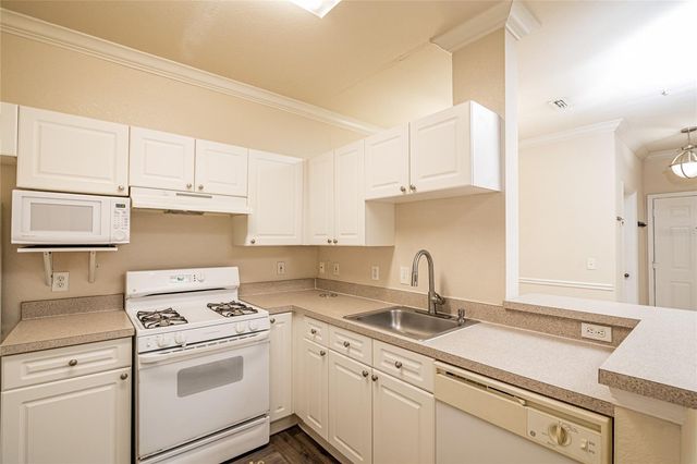 3391 S KIRKMAN ROAD 1216, Orlando, FL 32811