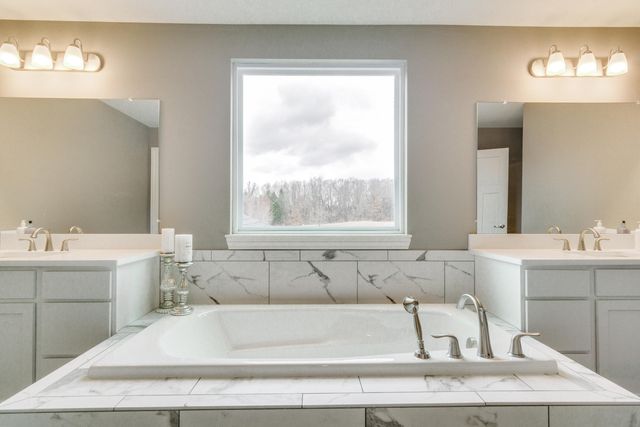 8131 Pine Ridge Court, Salem Twp, MI 48168