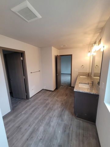 6027 N Smith St, Spokane, WA 99208