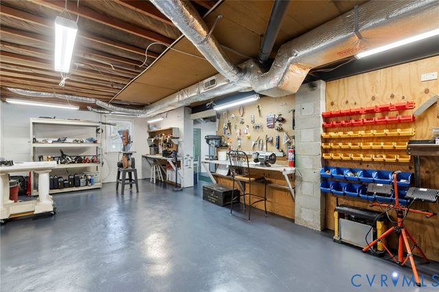 9411 Poly Pl, Midlothian, VA 23112