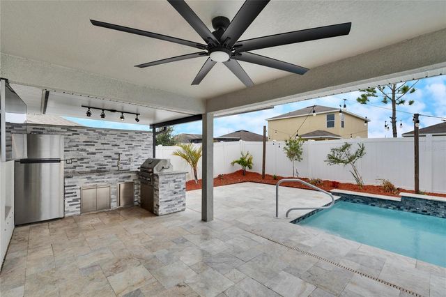 14525 SCOTTBURGH GLEN DRIVE, Wimauma, FL 33598