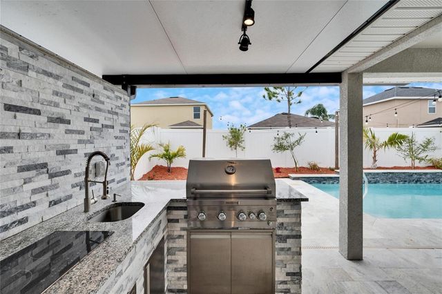 14525 SCOTTBURGH GLEN DRIVE, Wimauma, FL 33598