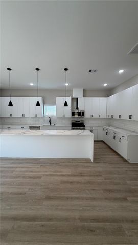 2615 Piemonte Avenue Cir, Spring, TX 77388