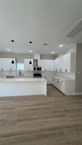 2615 Piemonte Avenue Cir, Spring, TX 77388