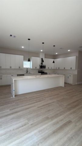 2615 Piemonte Avenue Cir, Spring, TX 77388