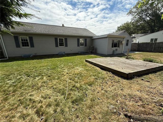 26 Flora Avenue, Woonsocket, RI 02895