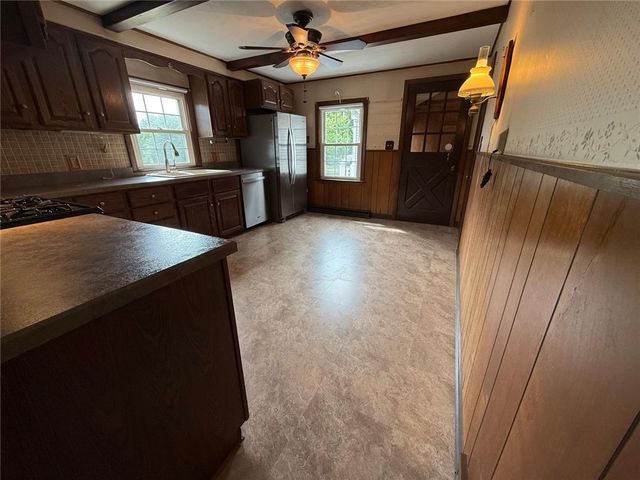 26 Flora Avenue, Woonsocket, RI 02895