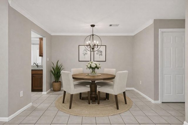 1100 Augusta Drive 79, Houston, TX 77057