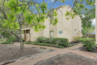 1100 Augusta Drive 79, Houston, TX 77057