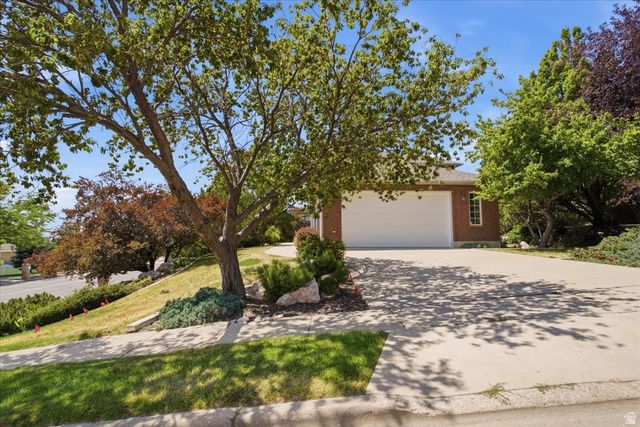 1046 E 3450 N, North Ogden, UT 84414