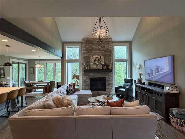 9103 SW 12th Street, Lee's Summit, MO 64064