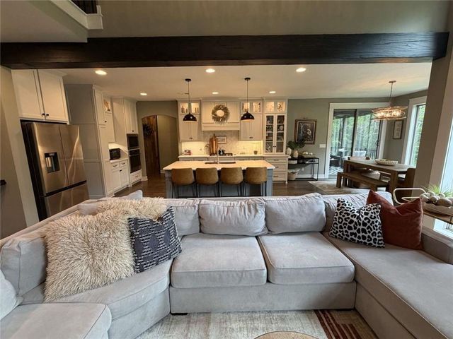 9103 SW 12th Street, Lee's Summit, MO 64064