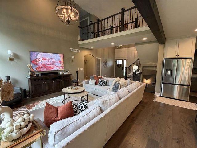 9103 SW 12th Street, Lee's Summit, MO 64064