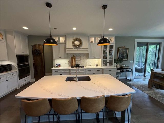 9103 SW 12th Street, Lee's Summit, MO 64064