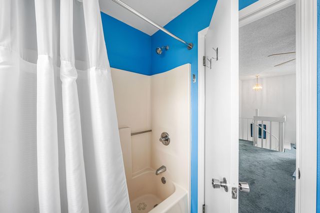 1430 Tina Drive APT 9, Navarre, FL 32566