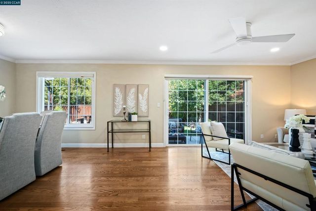 33 Leeds Ct E, Danville, CA 94526