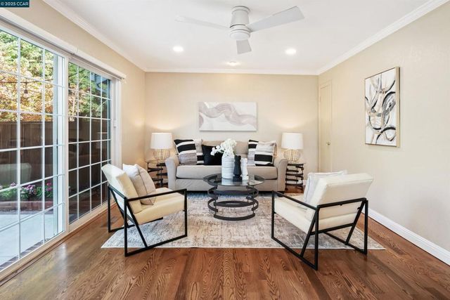 33 Leeds Ct E, Danville, CA 94526